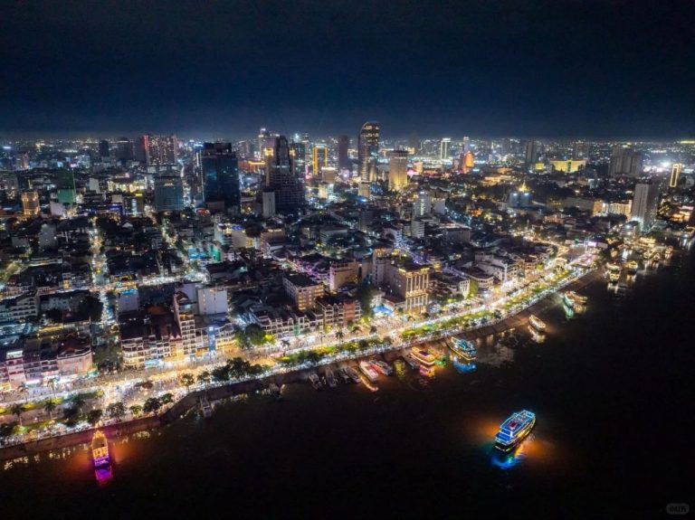 Phnom Penh skyline at night along the river